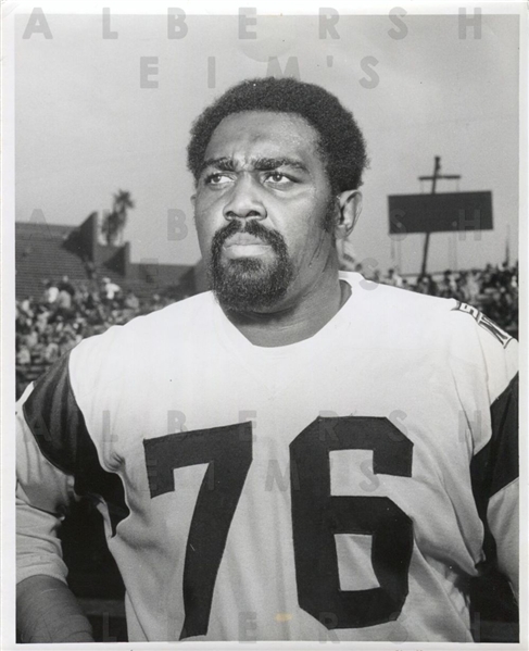 Pro Football HOFer – Bob Brown Original 1969 LA Rams Photo