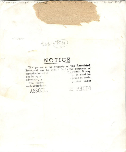 Bob Feller Signs His Cleveland Indians Contract with Roger Peckinpaugh Signed AUTO Photo