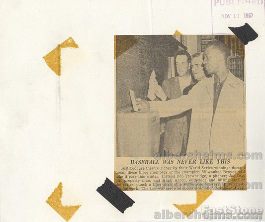 Hank Aaron & World Series Champions Milwaukee Braves Teammates Reporting to Offseason Job 1957 Original Photo