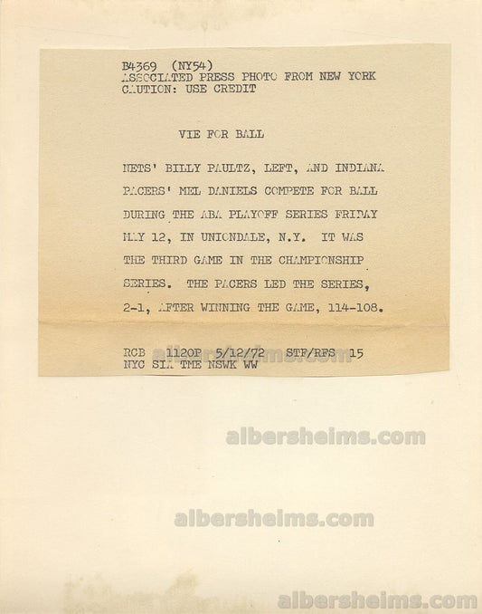 Mel Daniels Indiana Pacers Basketball HOFer vs Billy Paultz Nets 1972 ABA Finals Original Photo