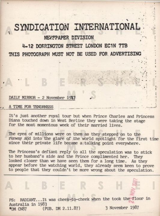 The Royals Dance the Night Away - Princess Diana & Prince Charles 1987 Original Photo