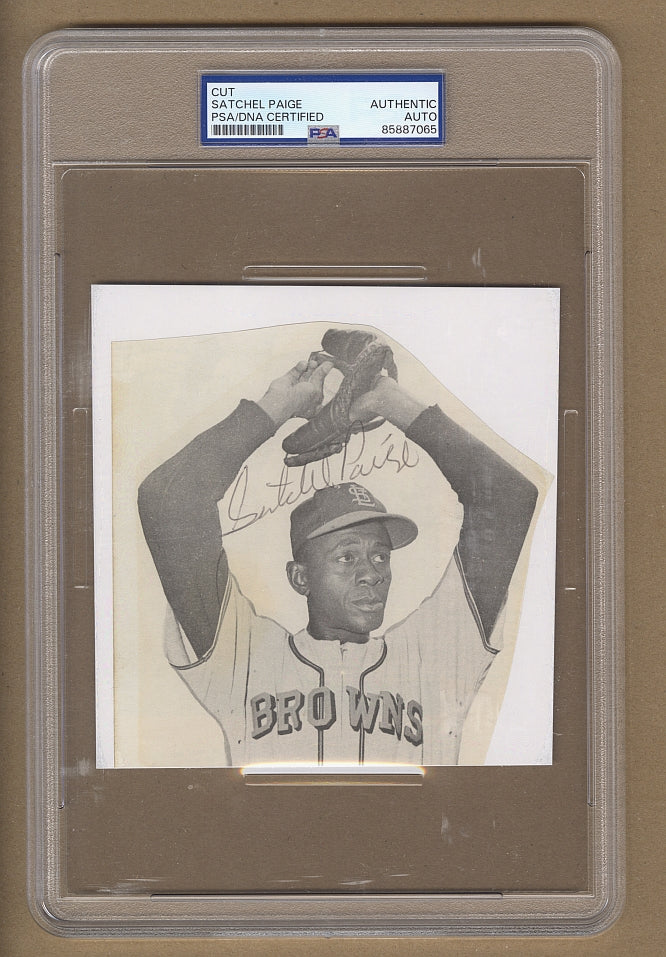 Satchel Paige Signed AUTO Photo Cut Display St. Louis Browns Negro LeagueBaseball HOF PSA/DNA