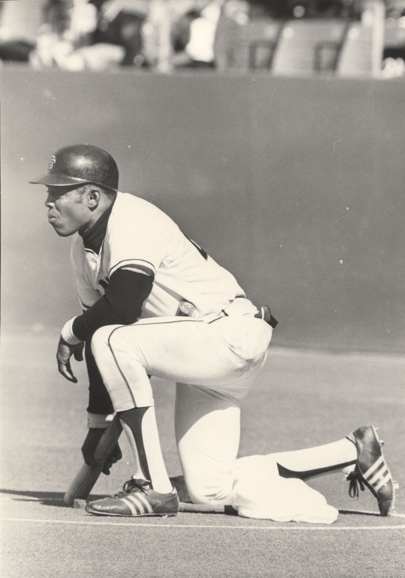 1971 Willie Mays SF Giants on deck original photoAll > Original Photos > Baseball Photos