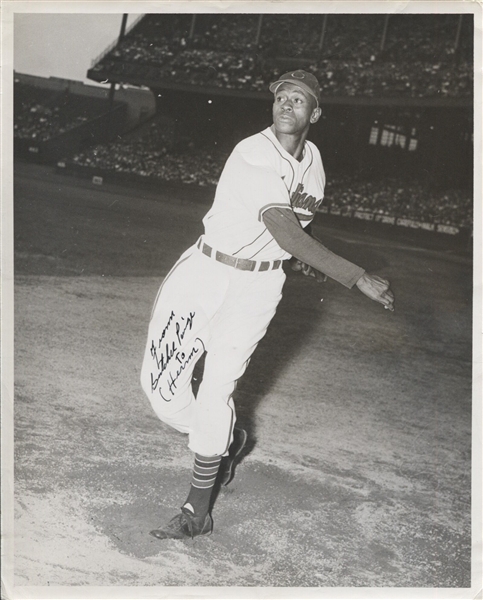 Satchel Paige Signed Vintage 8x10 Photo in Cleveland Indians Uniform