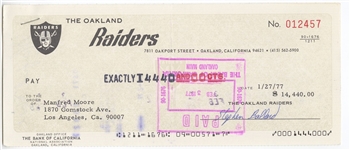 Manfred Moore Signed AUTO 1977 Oakland Raiders payroll Check for playing in Super Bowl XI