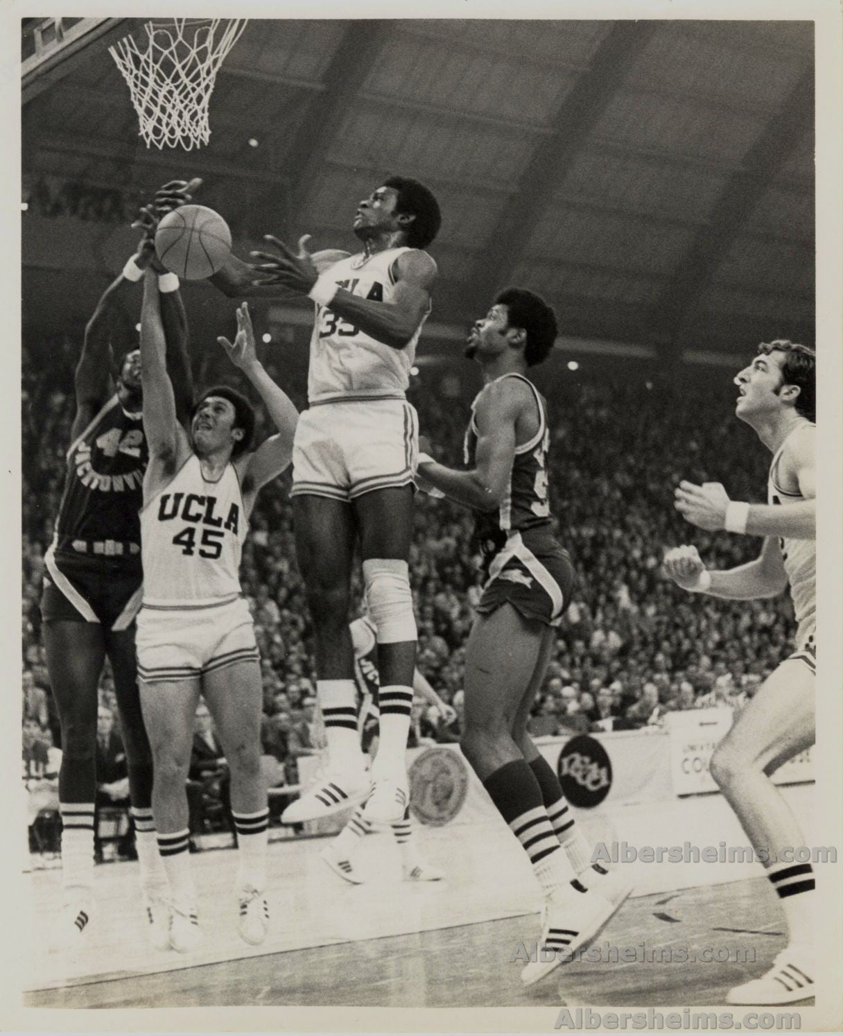 Sidney Wicks vs Artis Gilmore in 1969-70 NCAA Basketball National Championship Game Original TYPE 1 photo