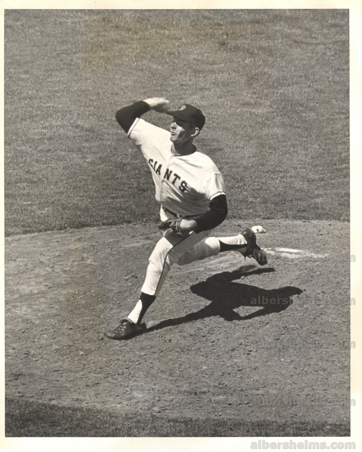 1966 Gaylord Perry Future HOFer Throwing Heat Original TYPE 1 photo PSA LOA