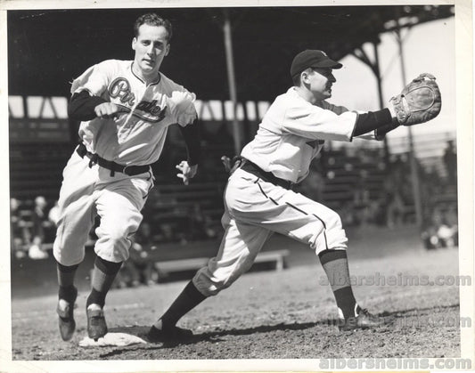 1939 Pittsburgh Pirates Johnny Rizzo & Woody Jensen Spring Training Action Original TYPE 1 Photo