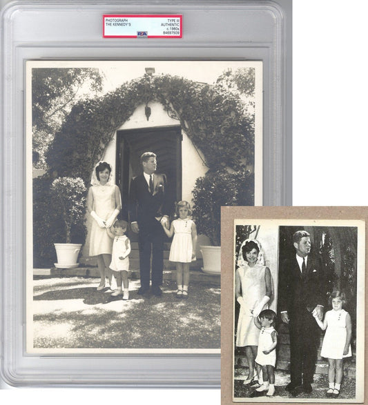 1960's John F. Kennedy and Family Original Doubleweight TYPE III photo PSA/DNA