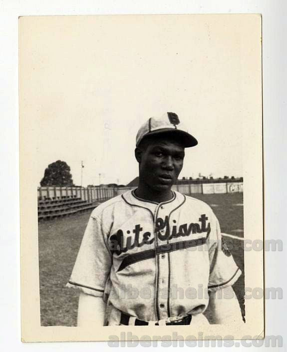 Willie Bubber Hubert Baltimore Elite Giants Negro League Baseball Original TYPE 1 photo
