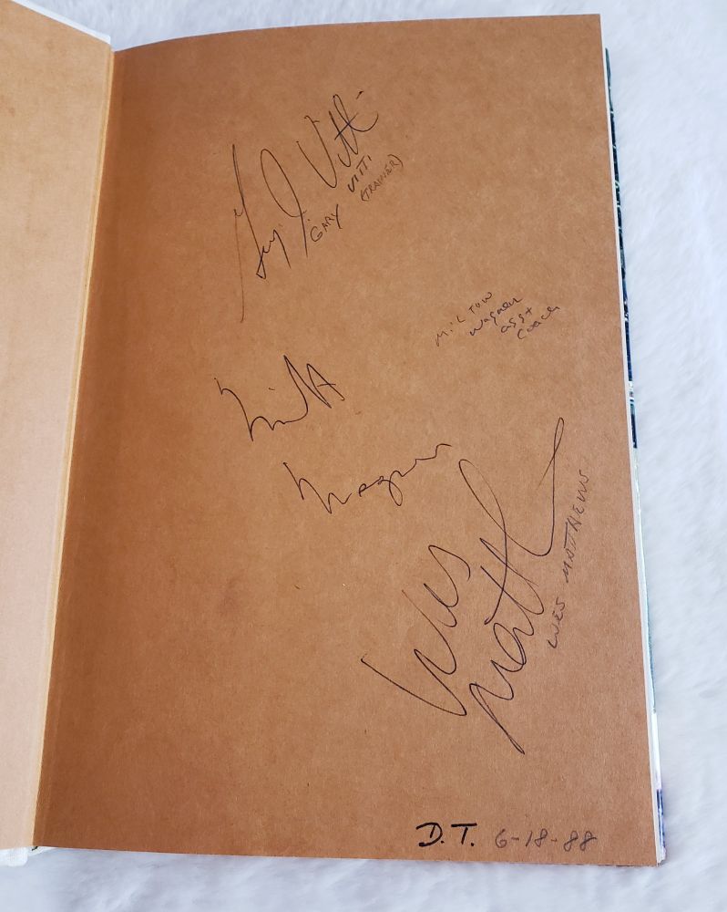 Pat Riley Multi-Signed AUTO book Lakers "Showtime" by 10 JSA LOA