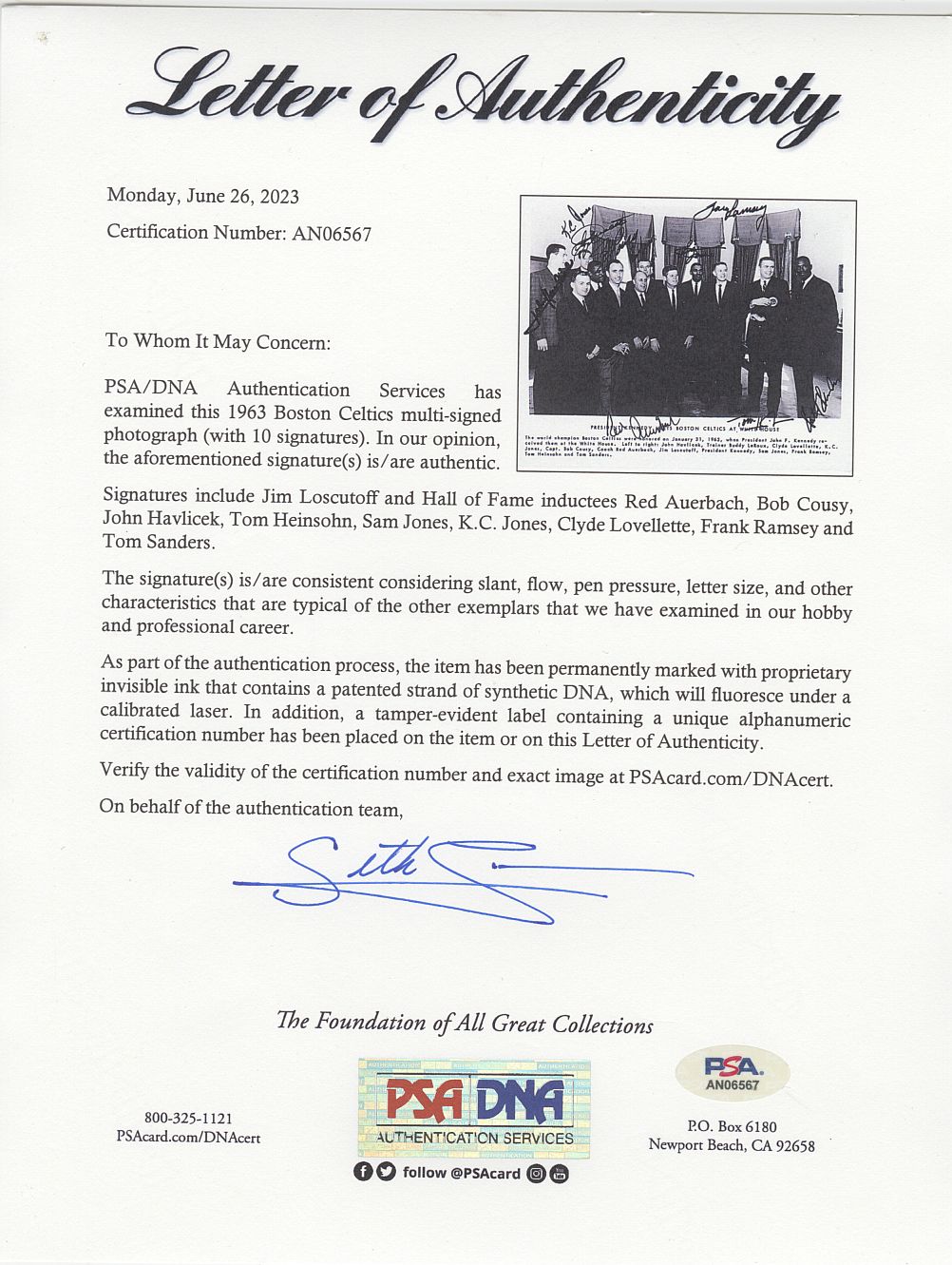 President John F. Kennedy Meets the 1963 World Champion Boston Celtics Team Signed AUTO Photo PSA/DNA