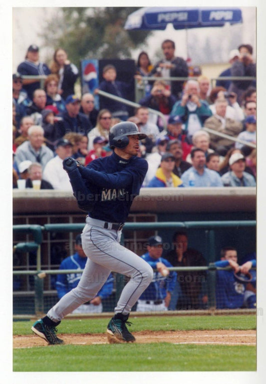 2002 Ichiro Suzuki Original Photo Seattle Mariners Hits The Long Ball #2