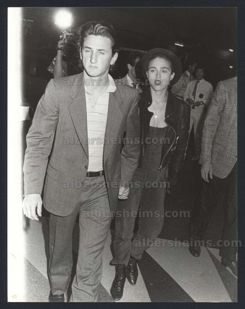 Hollywood Power Couple Sean Penn & Madonna Attend Movie Premiere 1987 Original TYPE I photo