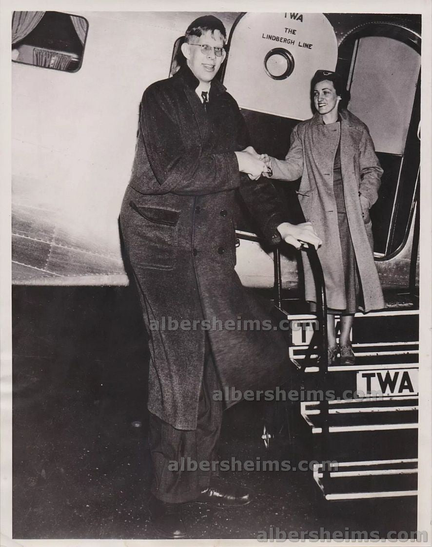 World's Tallest Man Giant Robert Wadlow with TWA Airlines Stewardess Original TYPE I photo