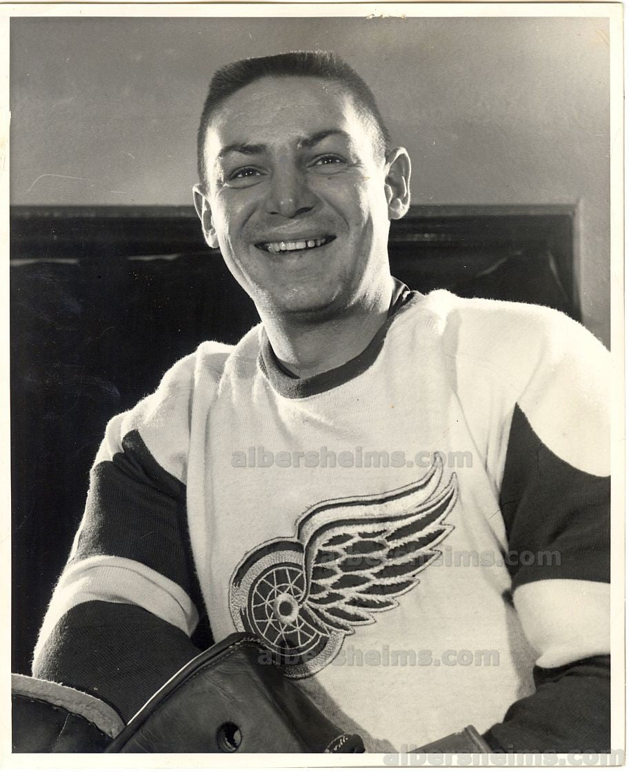 Terry Sawchuk Original TYPE I photo Image Used for his 1963-64 Parkhurst Hockey Card