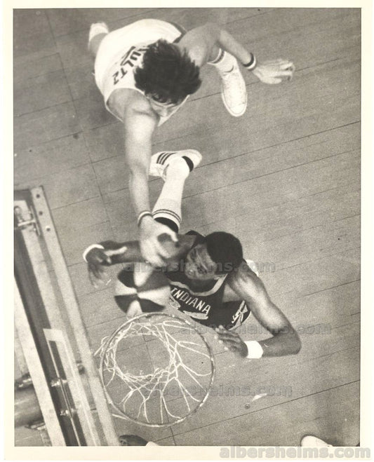 Mel Daniels Indiana Pacers Basketball HOFer vs Billy Paultz Nets 1972 ABA Finals Original Photo