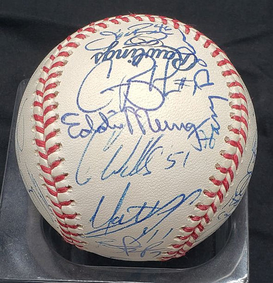 2004 Cleveland Indians Team Signed AUTO A.L. Baseball - LARRY DOLAN /w 24 sigs