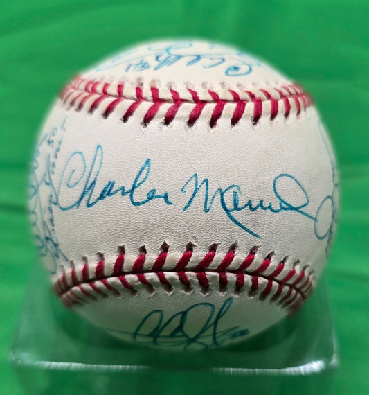 2001 Cleveland Indians Team Signed AUTO American League Baseball AL Central Champs /w 19 sigs