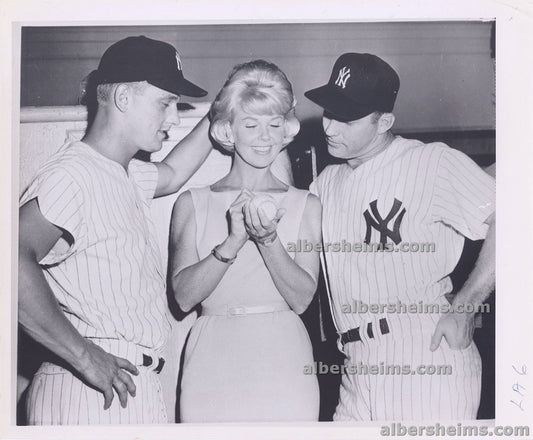 1961 Mickey Mantle & Roger Maris Behind the Scenes with Doris Day Original Vintage Hollywood Press Photo