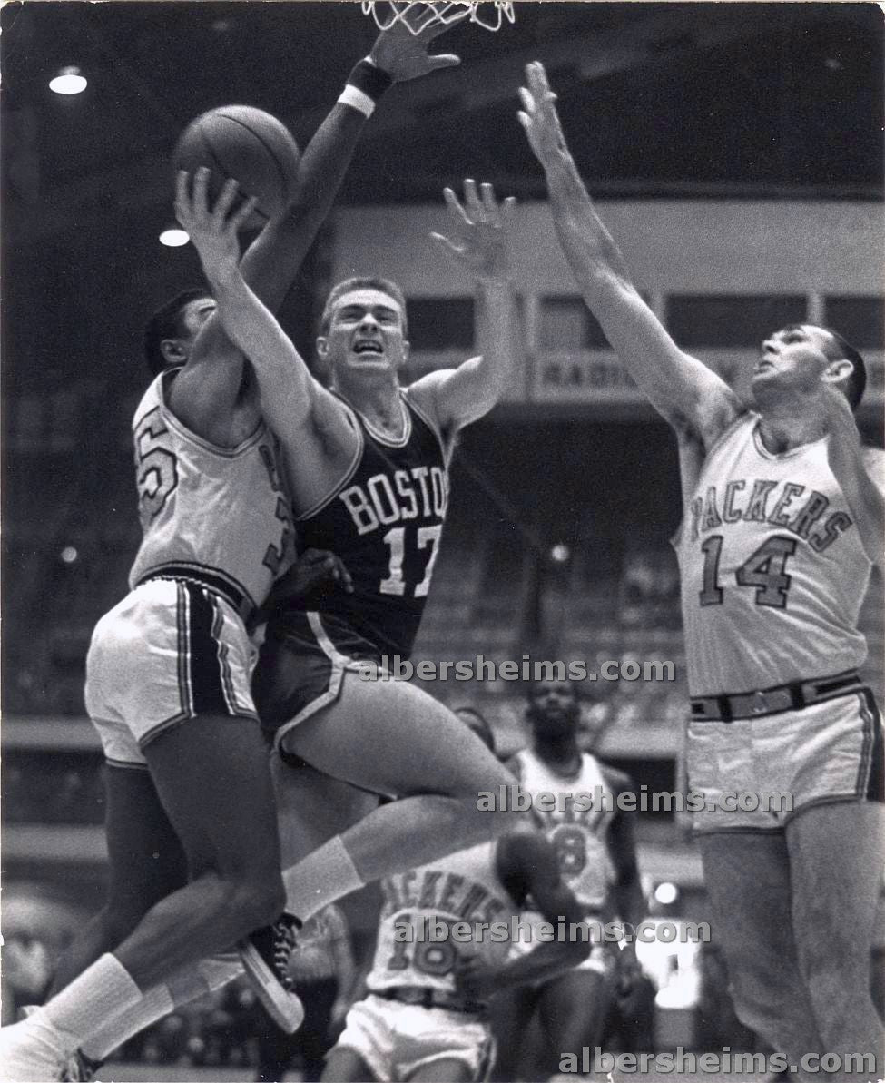 1962 Tom Heinsohn Boston Celtics Fouled vs. Chicago Packers Original TYPE I Photo