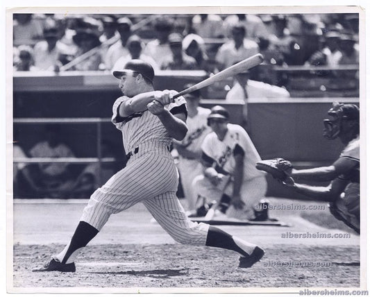 1964 Harmon Killebrew Shows of His Home Run Skills Original TYPE I Photo Sporting News Collection
