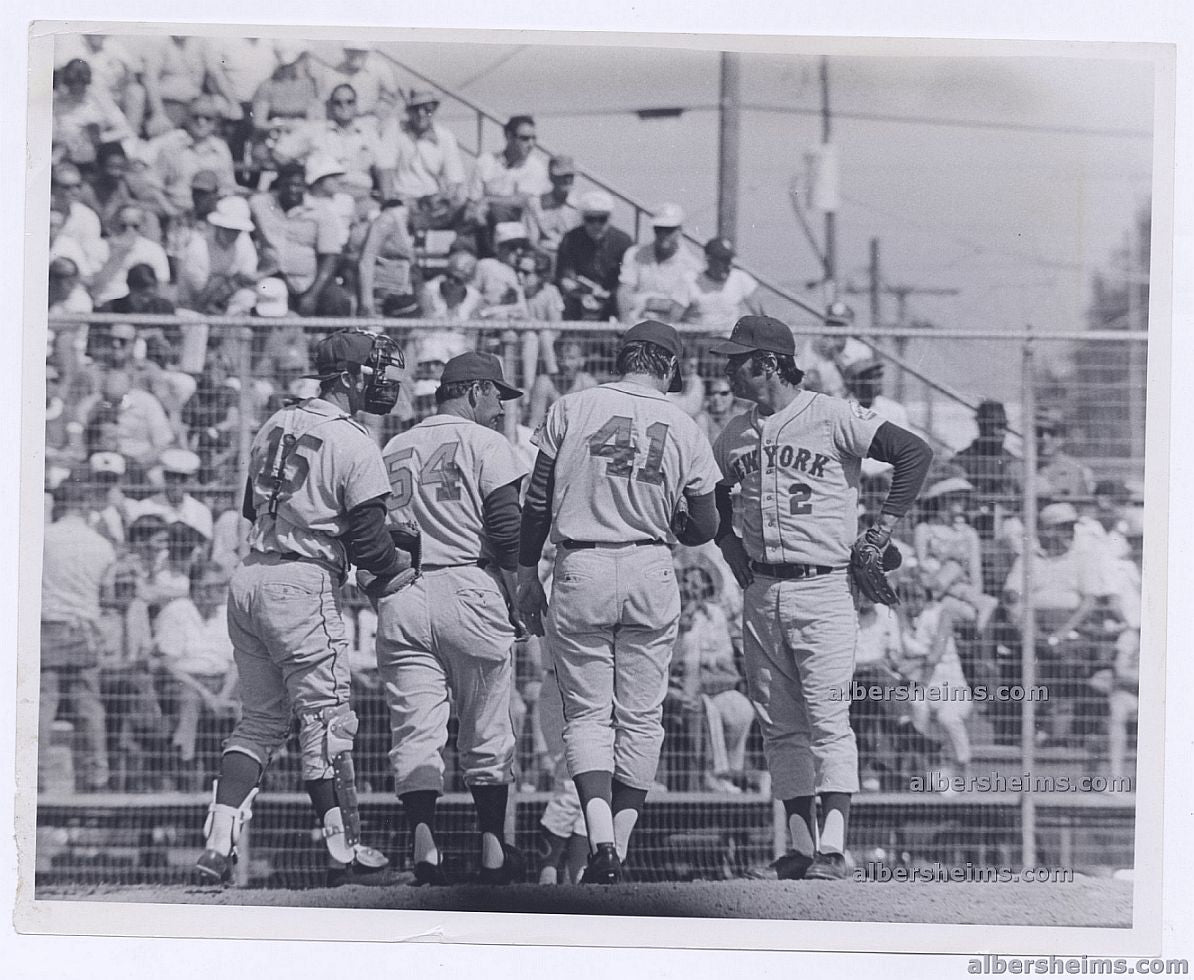 1972 Tom Seaver Holds Court on the Mound Original TYPE I Photo