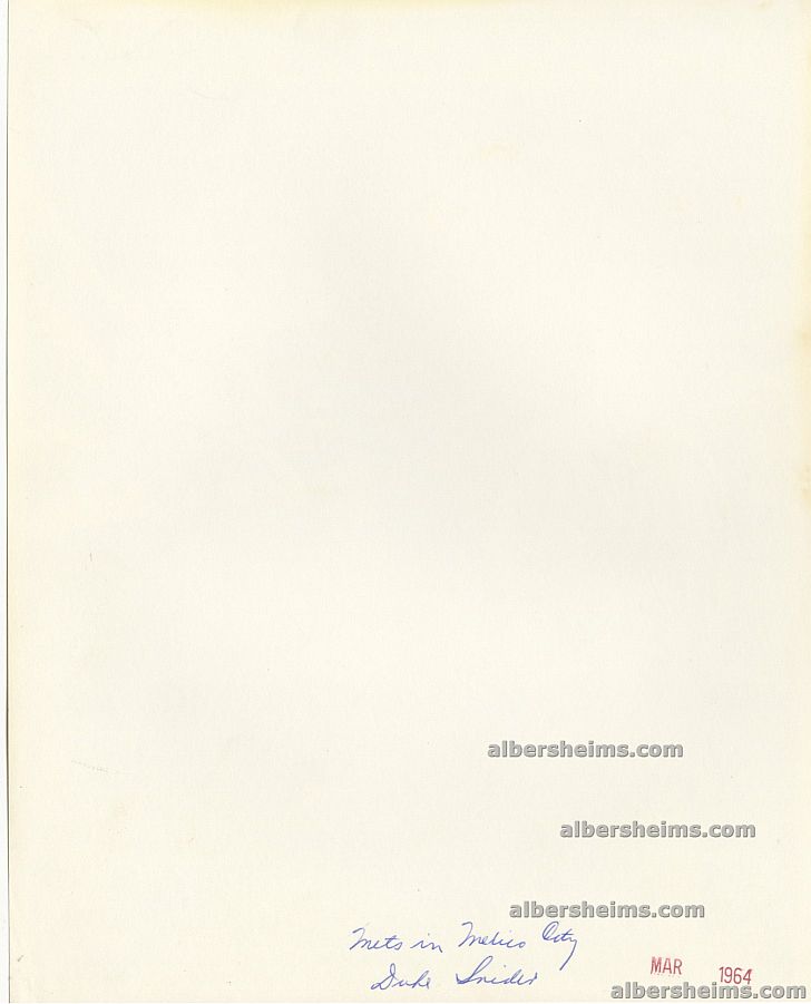 Duke Snider New York Mets March 1964 Mexico City Signing Autographs Original TYPE I Photo #B