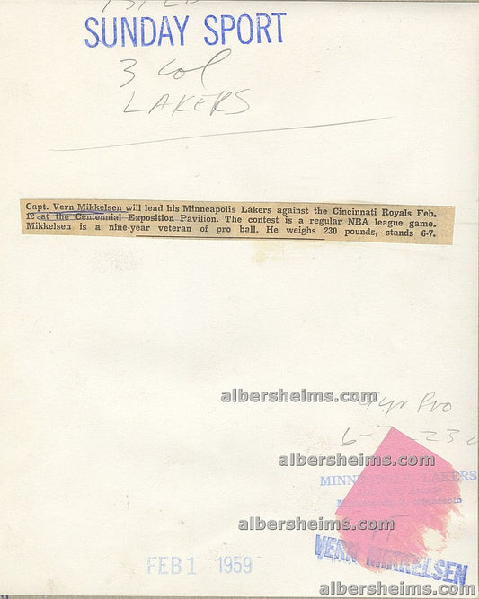 1959 Vern Mikkelsen Minneapolis Lakers Basketball HOF Original Team Issued Type I photo