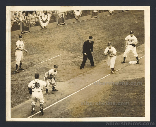 1949 World Series Dodgers ROY CAMPANELLA vs Yankees PHIL RIZZUTO Original TYPE I Photo