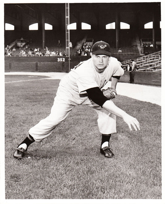 Bob Turley 1954 Baltimore Orioles Pitching original photo