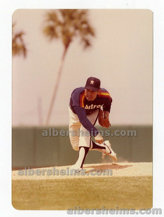 1984 Nolan Ryan Throwing Heat in Spring Training Original TYPE I Snapshot Photo