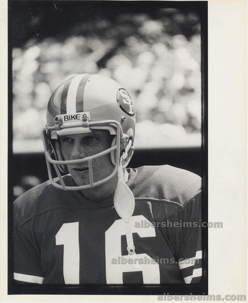1987 Joe Montana 49ers QB Profile Shot on the way to the Football HOF Original TYPE I Photo