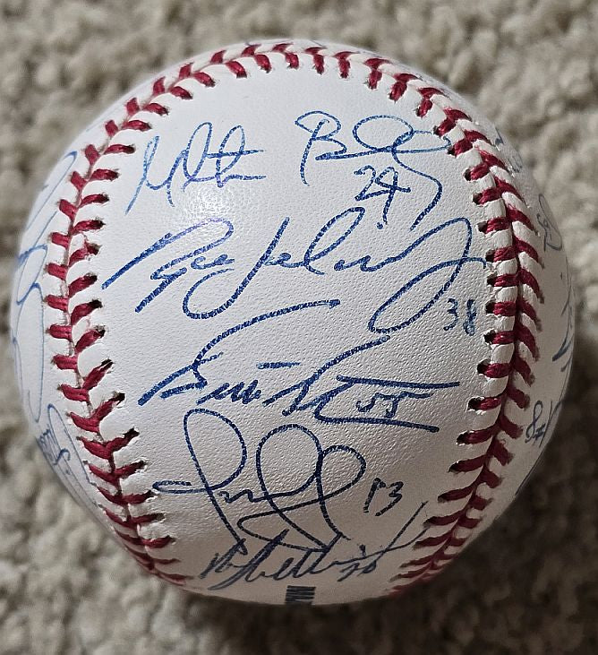 2004 Cleveland Indians Team Signed AUTO A.L. Baseball /w 22 sigs