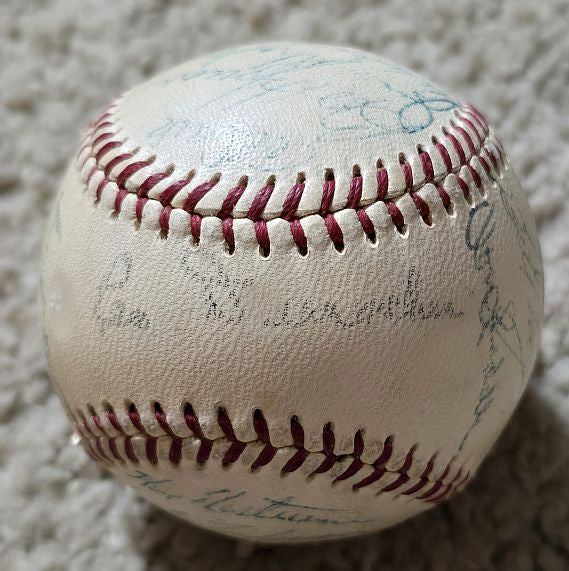 1954 New York Giants Team Signed AUTO ONL (Giles) Baseball World Champs - Willie Mays