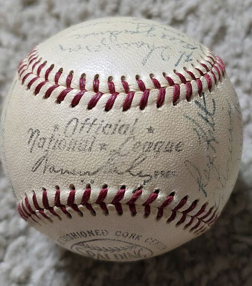 1954 New York Giants Team Signed AUTO ONL (Giles) Baseball World Champs - Willie Mays