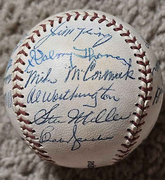 1958 San Francisco Giants Team Signed AUTO Baseball – 1st Year in SF – Willie Mays