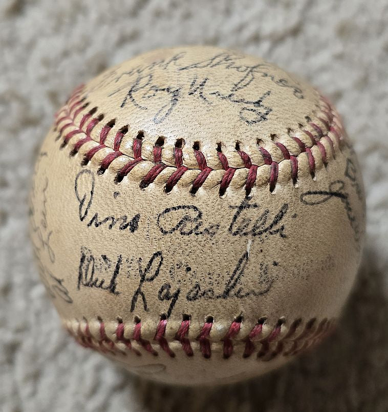 1948 San Francisco Seals Team Signed AUTO Baseball by 26 PCL Lefty O'Doul
