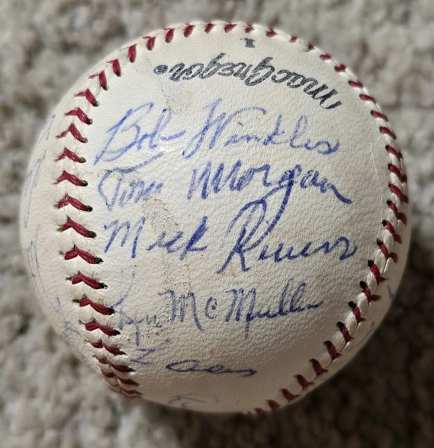 1972 California Angels Team Signed AUTO Baseball /w 21 Sigs – NOLAN RYAN 1ST YEAR