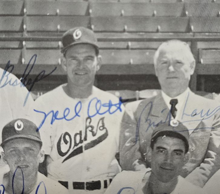 1951 Oakland Oaks Team Signed AUTO Oversized Photo /w Mel Ott Baseball HOF D.1958