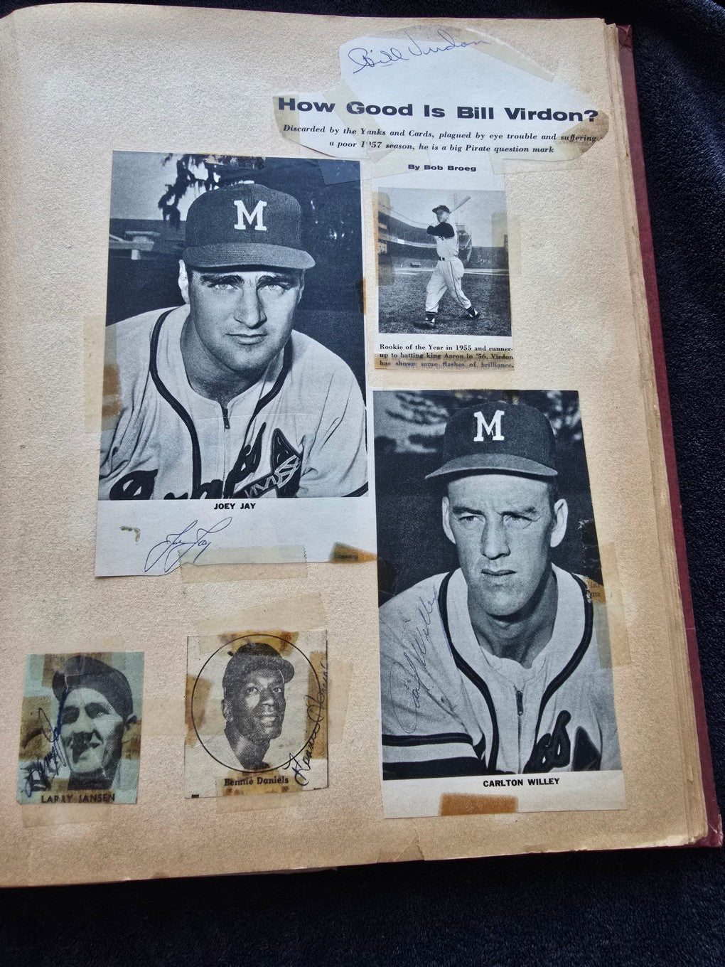 1950s Baseball Football Basketball Scrapbook /w Approximately 350 Autographs Rogers Hornsby x 3 Loaded