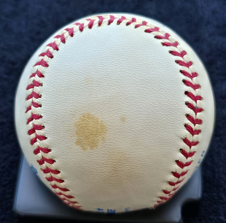 Joe DiMaggio Single Signed AUTO OAL (Budig) Baseball PSA/DNA LOA