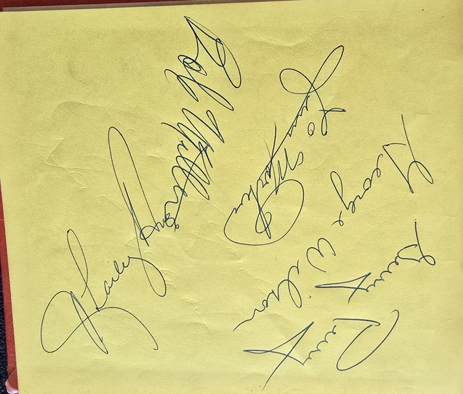 1950s In-Person Autograph Album of NFL & NBA Players w/ 17 Signatures – 1958-59 Lakers