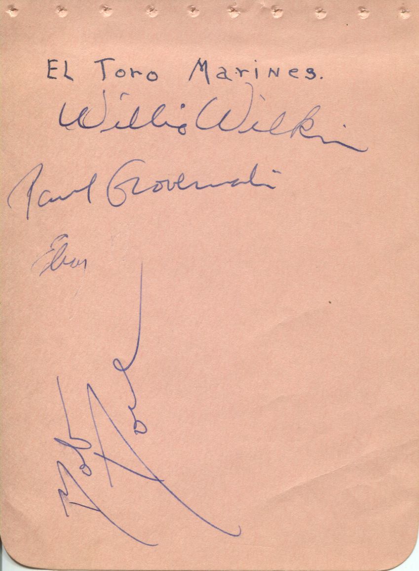 1945 El Toro Marines - Paul Governali - Willie Wilkin - Bob Dove signed album page