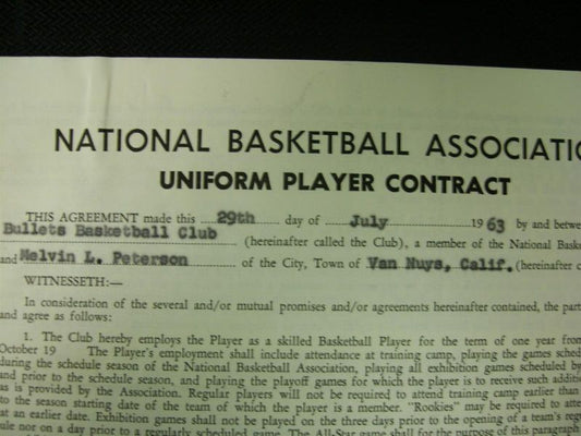 MEL PETERSON 1963 NBA BALTIMORE BULLETS SIGNED PLAYERS CONTRACT