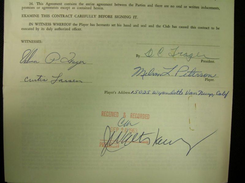 MEL PETERSON 1963 NBA BALTIMORE BULLETS SIGNED PLAYERS CONTRACT