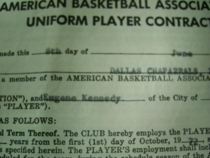 EUGENE "GOO" KENNEDY 1972 ABA DALLAS CHAPPARALS SIGNED PLAYERS CONTRACT