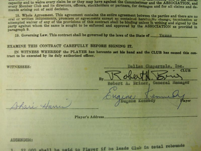 EUGENE "GOO" KENNEDY 1972 ABA DALLAS CHAPPARALS SIGNED PLAYERS CONTRACT
