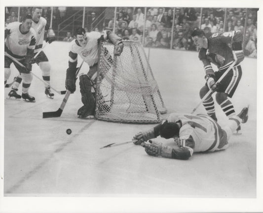 1962 Masked Terry Sawchuk Detroit vs Chicago original photo