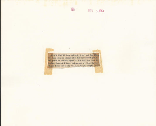 Blackhawks frustrated by Red Hay with Doug Harvey Harry Howell - Jacques Plante